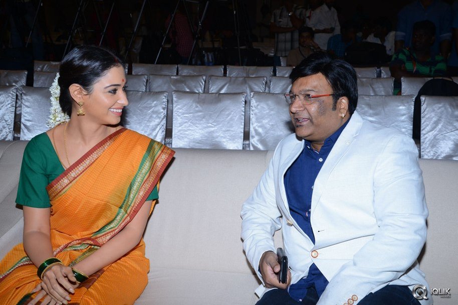Abhinetri-Movie-First-Look-Launch
